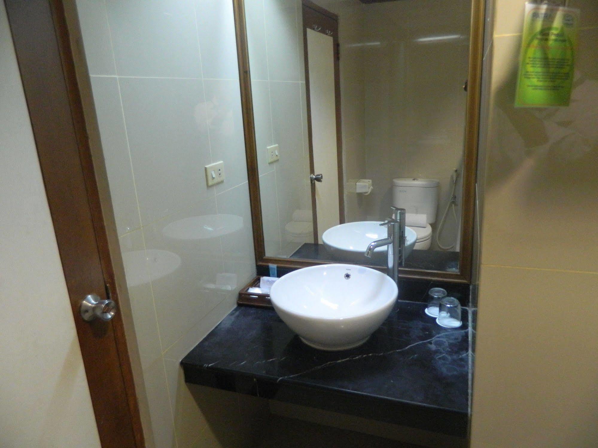 Patra Comfort Jakarta Ngoại thất bức ảnh